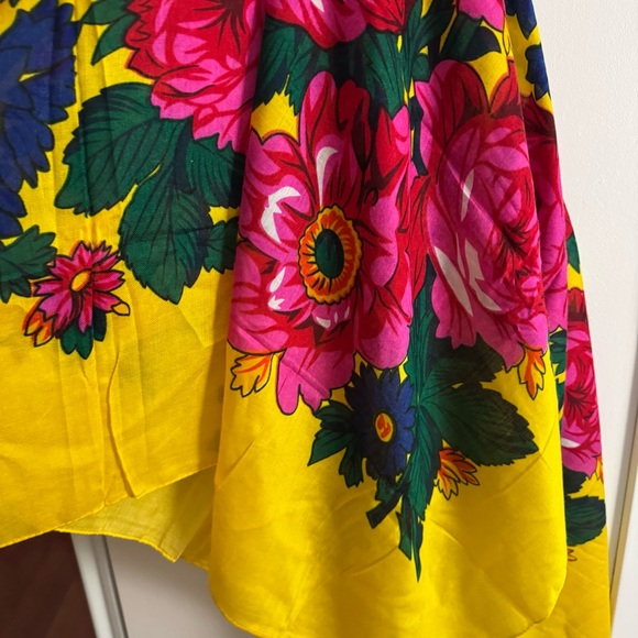 BOUTIQUE oversized yellow floral scarf - 60” - Picture 5 of 5